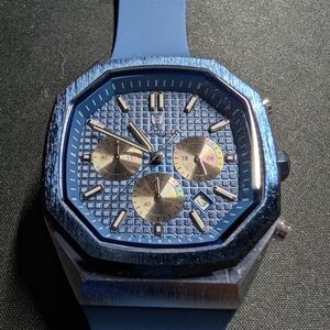 Blue Luxury Chronograph Watch – Brushed Steel Case – Stunning Waffle Dial – Exce